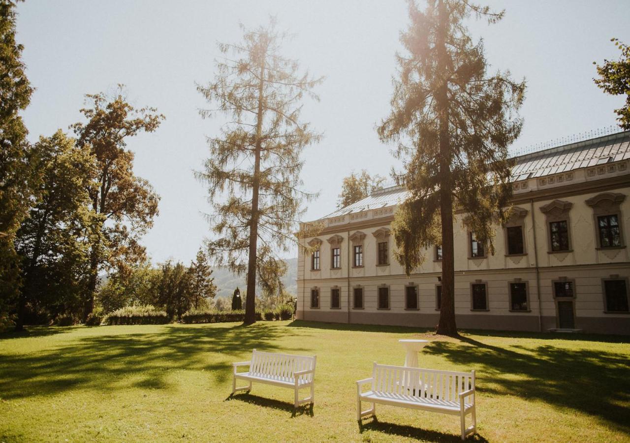 Hotel Gino Park Palace Považská Bystrica Kültér fotó