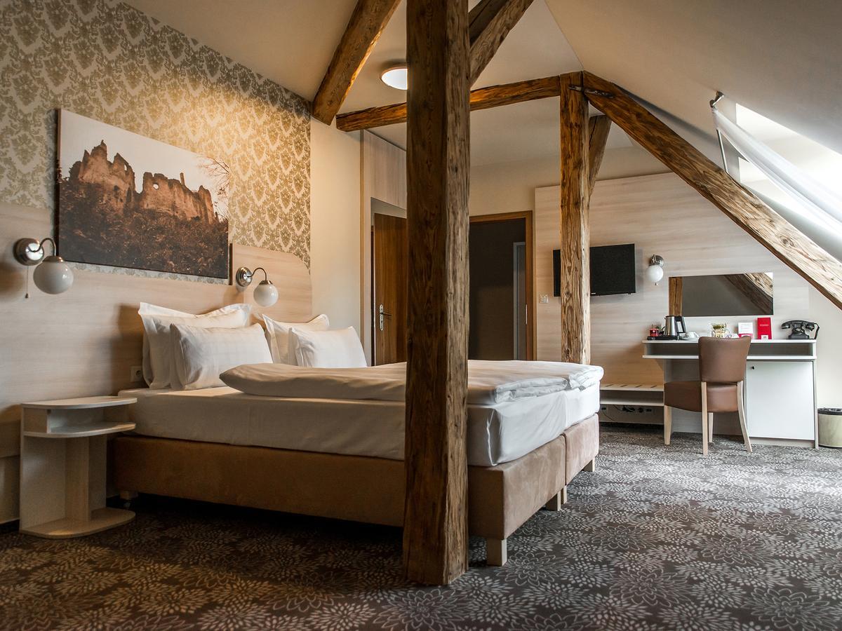 Hotel Gino Park Palace Považská Bystrica Kültér fotó