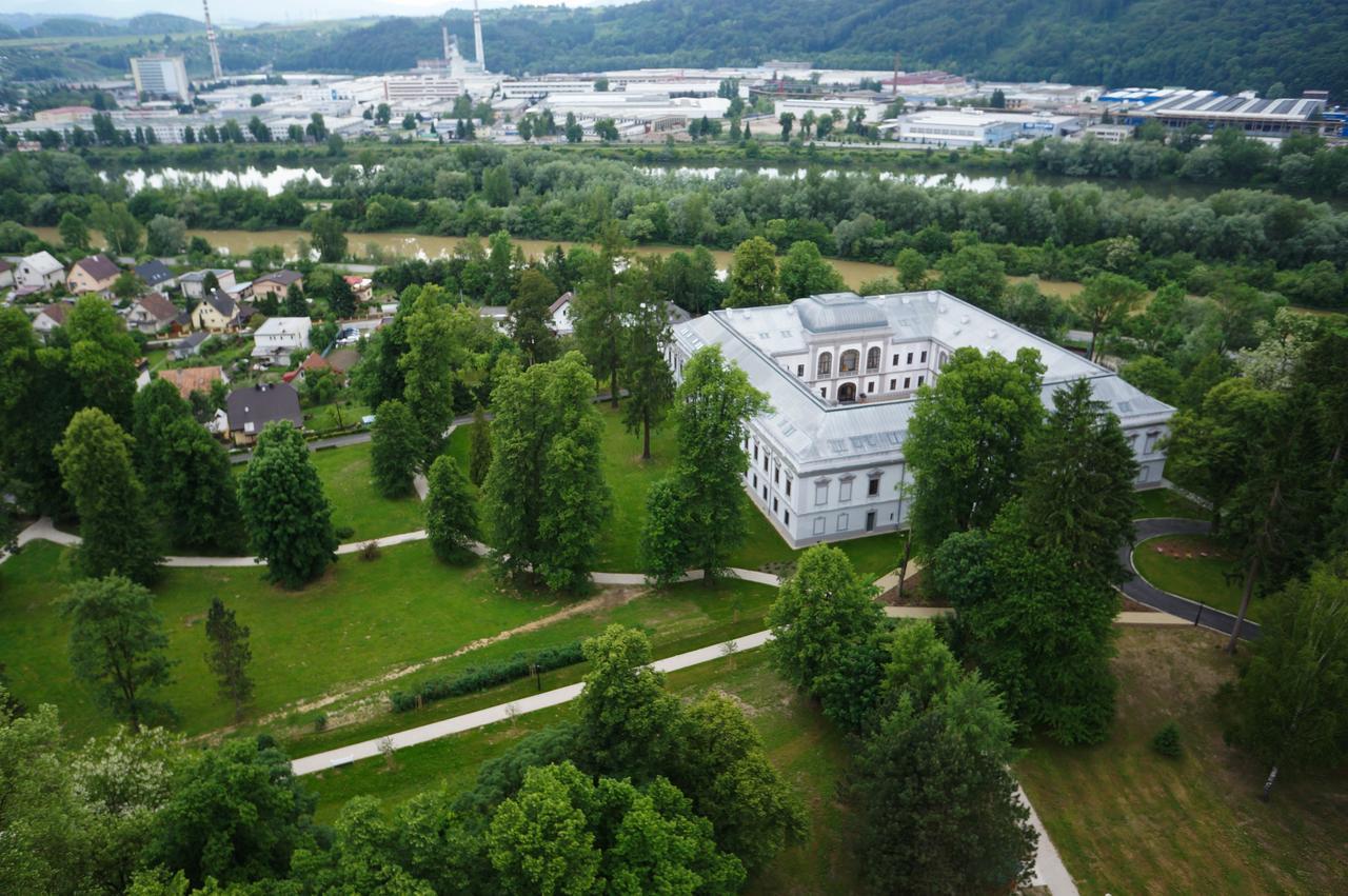 Hotel Gino Park Palace Považská Bystrica Kültér fotó