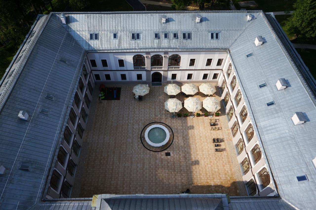 Hotel Gino Park Palace Považská Bystrica Kültér fotó